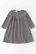 Load image into Gallery viewer, Black Stripe Pocket Dress
