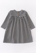 Load image into Gallery viewer, Black Stripe Pocket Dress
